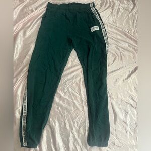 Cute green sweatpants XS. Brand PINK.